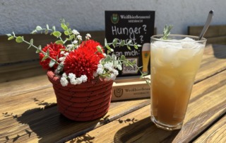 Hausgemachte Ingwerlimonade